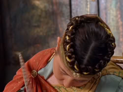 extant_XenaWarriorPrincess_1x13-AthensCityAcademyOfThePerformingBards_0878