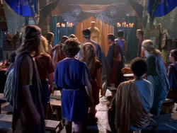 extant_XenaWarriorPrincess_1x13-AthensCityAcademyOfThePerformingBards_0893