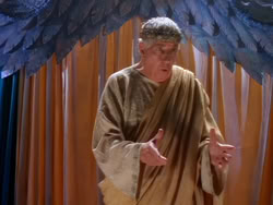 extant_XenaWarriorPrincess_1x13-AthensCityAcademyOfThePerformingBards_0910