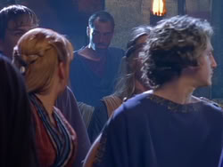 extant_XenaWarriorPrincess_1x13-AthensCityAcademyOfThePerformingBards_0921