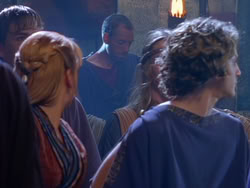 extant_XenaWarriorPrincess_1x13-AthensCityAcademyOfThePerformingBards_0922