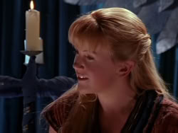 extant_XenaWarriorPrincess_1x13-AthensCityAcademyOfThePerformingBards_1022