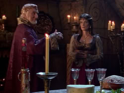 extant_XenaWarriorPrincess_1x13-AthensCityAcademyOfThePerformingBards_1035