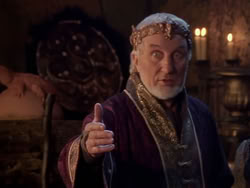 extant_XenaWarriorPrincess_1x13-AthensCityAcademyOfThePerformingBards_1049