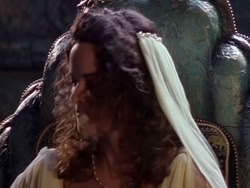 extant_XenaWarriorPrincess_1x13-AthensCityAcademyOfThePerformingBards_1060