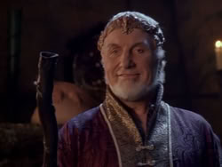 extant_XenaWarriorPrincess_1x13-AthensCityAcademyOfThePerformingBards_1064