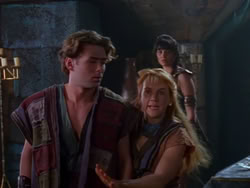 extant_XenaWarriorPrincess_1x13-AthensCityAcademyOfThePerformingBards_1115