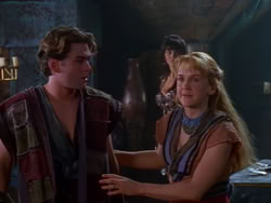 extant_XenaWarriorPrincess_1x13-AthensCityAcademyOfThePerformingBards_1116