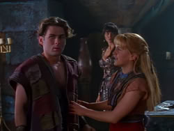 extant_XenaWarriorPrincess_1x13-AthensCityAcademyOfThePerformingBards_1117
