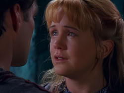 extant_XenaWarriorPrincess_1x13-AthensCityAcademyOfThePerformingBards_1135