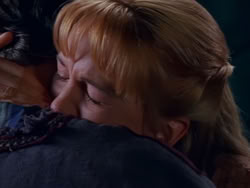 extant_XenaWarriorPrincess_1x13-AthensCityAcademyOfThePerformingBards_1153