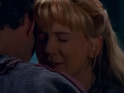 extant_XenaWarriorPrincess_1x13-AthensCityAcademyOfThePerformingBards_1163