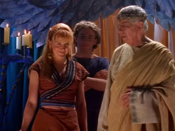 extant_XenaWarriorPrincess_1x13-AthensCityAcademyOfThePerformingBards_1259