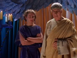 extant_XenaWarriorPrincess_1x13-AthensCityAcademyOfThePerformingBards_1264