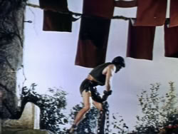 extant_XenaWarriorPrincess_1x13-AthensCityAcademyOfThePerformingBards_1334