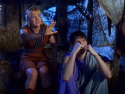 extant_XenaWarriorPrincess_1x13-AthensCityAcademyOfThePerformingBards_1359