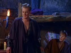 extant_XenaWarriorPrincess_1x13-AthensCityAcademyOfThePerformingBards_1362