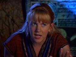 extant_XenaWarriorPrincess_1x13-AthensCityAcademyOfThePerformingBards_1385