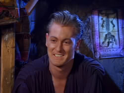 extant_XenaWarriorPrincess_1x13-AthensCityAcademyOfThePerformingBards_1393