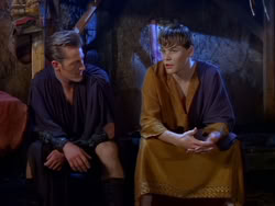 extant_XenaWarriorPrincess_1x13-AthensCityAcademyOfThePerformingBards_1405