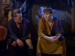 extant_XenaWarriorPrincess_1x13-AthensCityAcademyOfThePerformingBards_1407