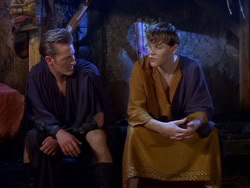 extant_XenaWarriorPrincess_1x13-AthensCityAcademyOfThePerformingBards_1408