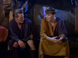 extant_XenaWarriorPrincess_1x13-AthensCityAcademyOfThePerformingBards_1409