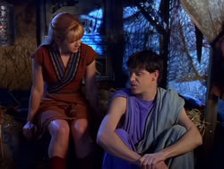 extant_XenaWarriorPrincess_1x13-AthensCityAcademyOfThePerformingBards_1419