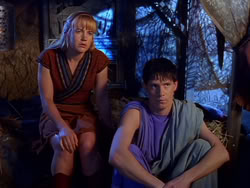extant_XenaWarriorPrincess_1x13-AthensCityAcademyOfThePerformingBards_1428