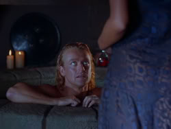 extant_XenaWarriorPrincess_1x13-AthensCityAcademyOfThePerformingBards_1437