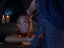 extant_XenaWarriorPrincess_1x13-AthensCityAcademyOfThePerformingBards_1442