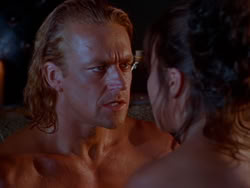 extant_XenaWarriorPrincess_1x13-AthensCityAcademyOfThePerformingBards_1480