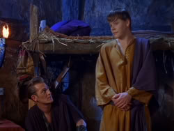extant_XenaWarriorPrincess_1x13-AthensCityAcademyOfThePerformingBards_1522