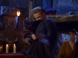 extant_XenaWarriorPrincess_1x13-AthensCityAcademyOfThePerformingBards_1531