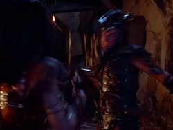 extant_XenaWarriorPrincess_1x13-AthensCityAcademyOfThePerformingBards_1539