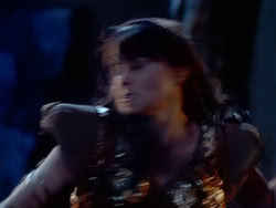 extant_XenaWarriorPrincess_1x13-AthensCityAcademyOfThePerformingBards_1691