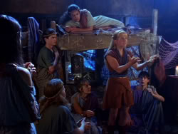 extant_XenaWarriorPrincess_1x13-AthensCityAcademyOfThePerformingBards_1704