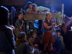 extant_XenaWarriorPrincess_1x13-AthensCityAcademyOfThePerformingBards_1705