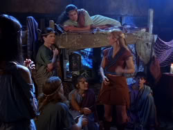 extant_XenaWarriorPrincess_1x13-AthensCityAcademyOfThePerformingBards_1707