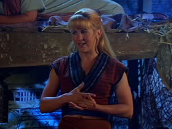 extant_XenaWarriorPrincess_1x13-AthensCityAcademyOfThePerformingBards_1720