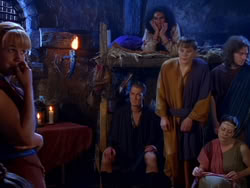 extant_XenaWarriorPrincess_1x13-AthensCityAcademyOfThePerformingBards_1723