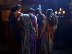 extant_XenaWarriorPrincess_1x13-AthensCityAcademyOfThePerformingBards_1738