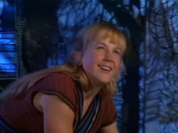 extant_XenaWarriorPrincess_1x13-AthensCityAcademyOfThePerformingBards_1747