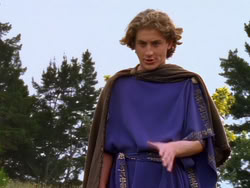 extant_XenaWarriorPrincess_1x13-AthensCityAcademyOfThePerformingBards_1758