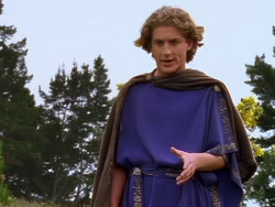 extant_XenaWarriorPrincess_1x13-AthensCityAcademyOfThePerformingBards_1764