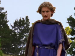 extant_XenaWarriorPrincess_1x13-AthensCityAcademyOfThePerformingBards_1766