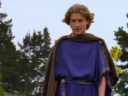 extant_XenaWarriorPrincess_1x13-AthensCityAcademyOfThePerformingBards_1767