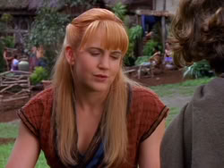 extant_XenaWarriorPrincess_1x13-AthensCityAcademyOfThePerformingBards_1790