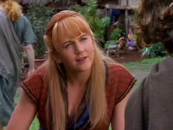 extant_XenaWarriorPrincess_1x13-AthensCityAcademyOfThePerformingBards_1794