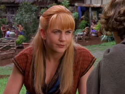 extant_XenaWarriorPrincess_1x13-AthensCityAcademyOfThePerformingBards_1811